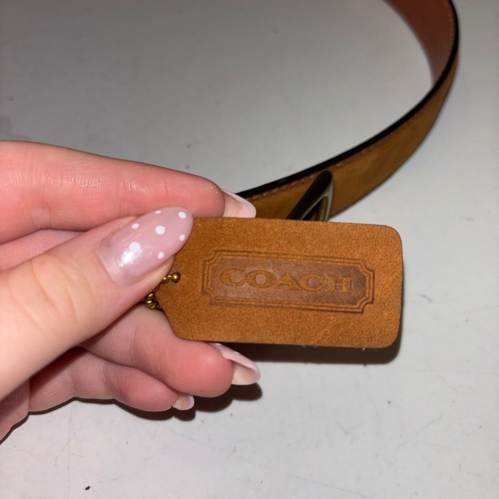 Coach women’s golden tan leather belt - Picture 3 of 7